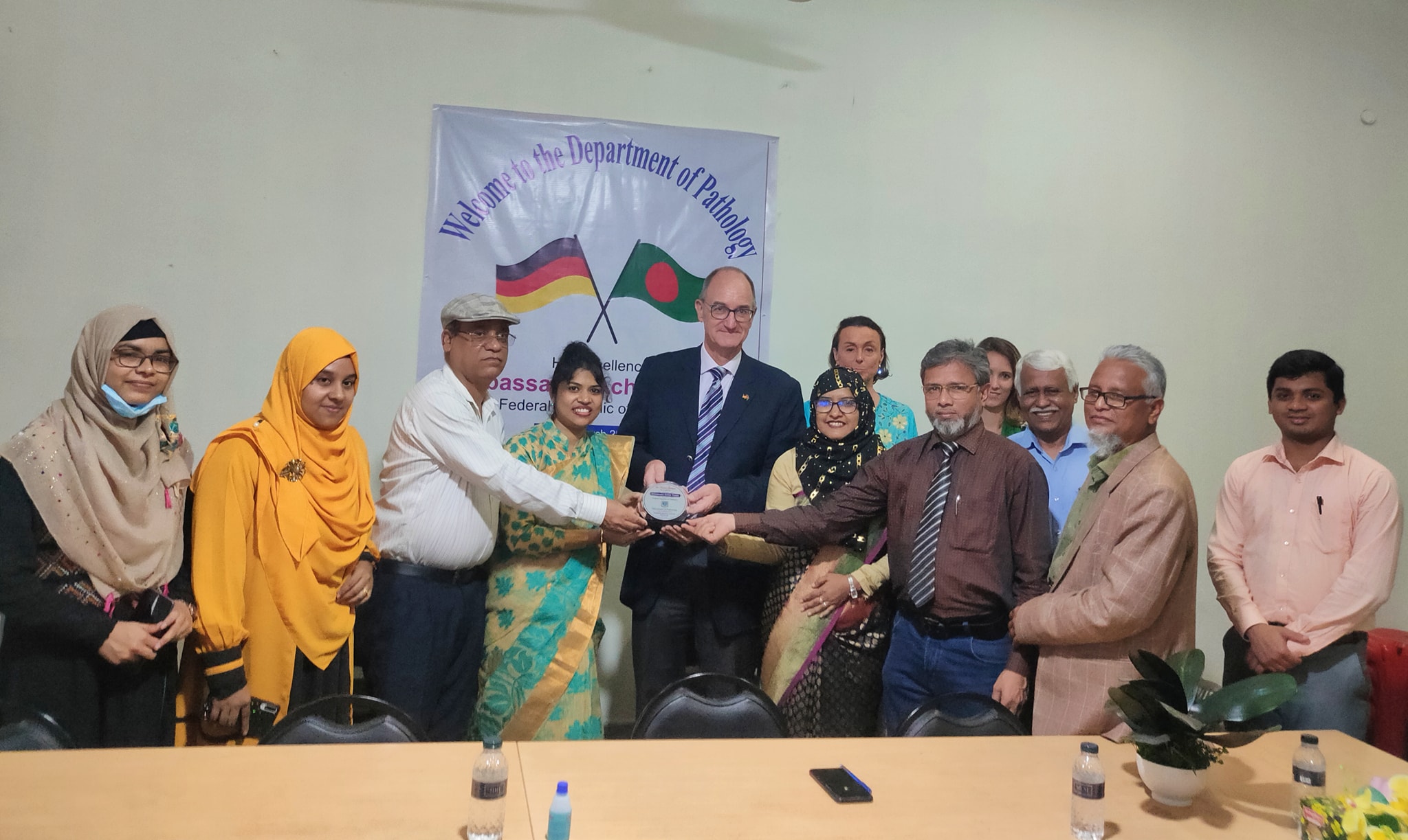 Visit of German Ambassador Achim Troster to the Department of Pathology